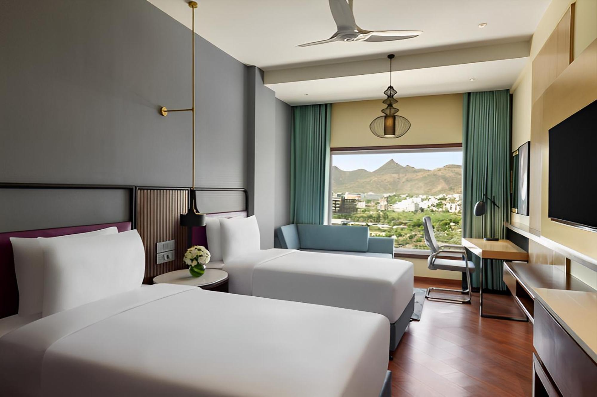 Ramada Encore By Wyndham Udaipur Roopnagar Eksteriør bilde