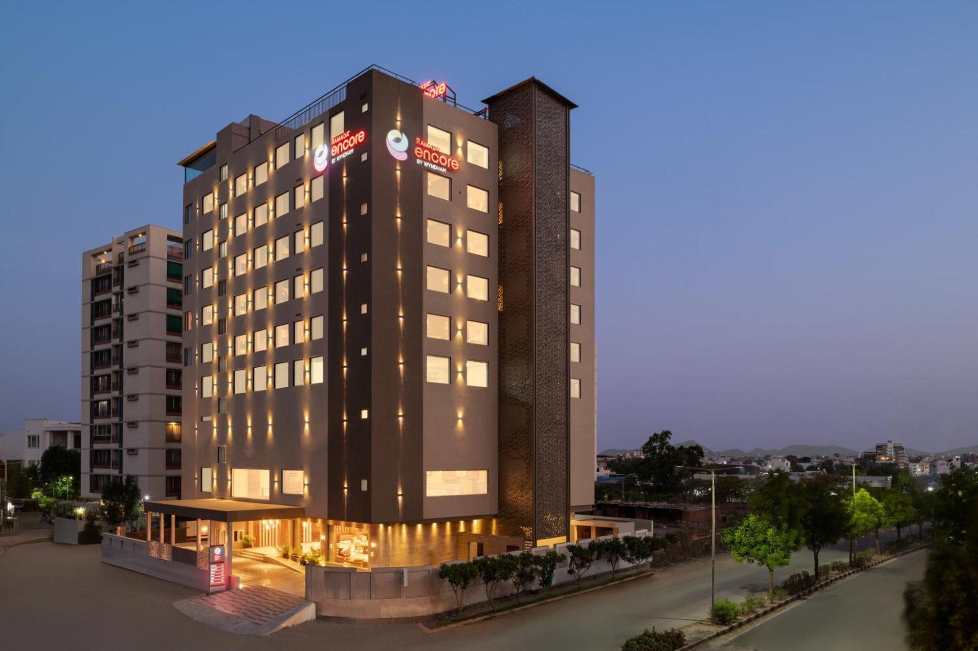 Ramada Encore By Wyndham Udaipur Roopnagar Eksteriør bilde